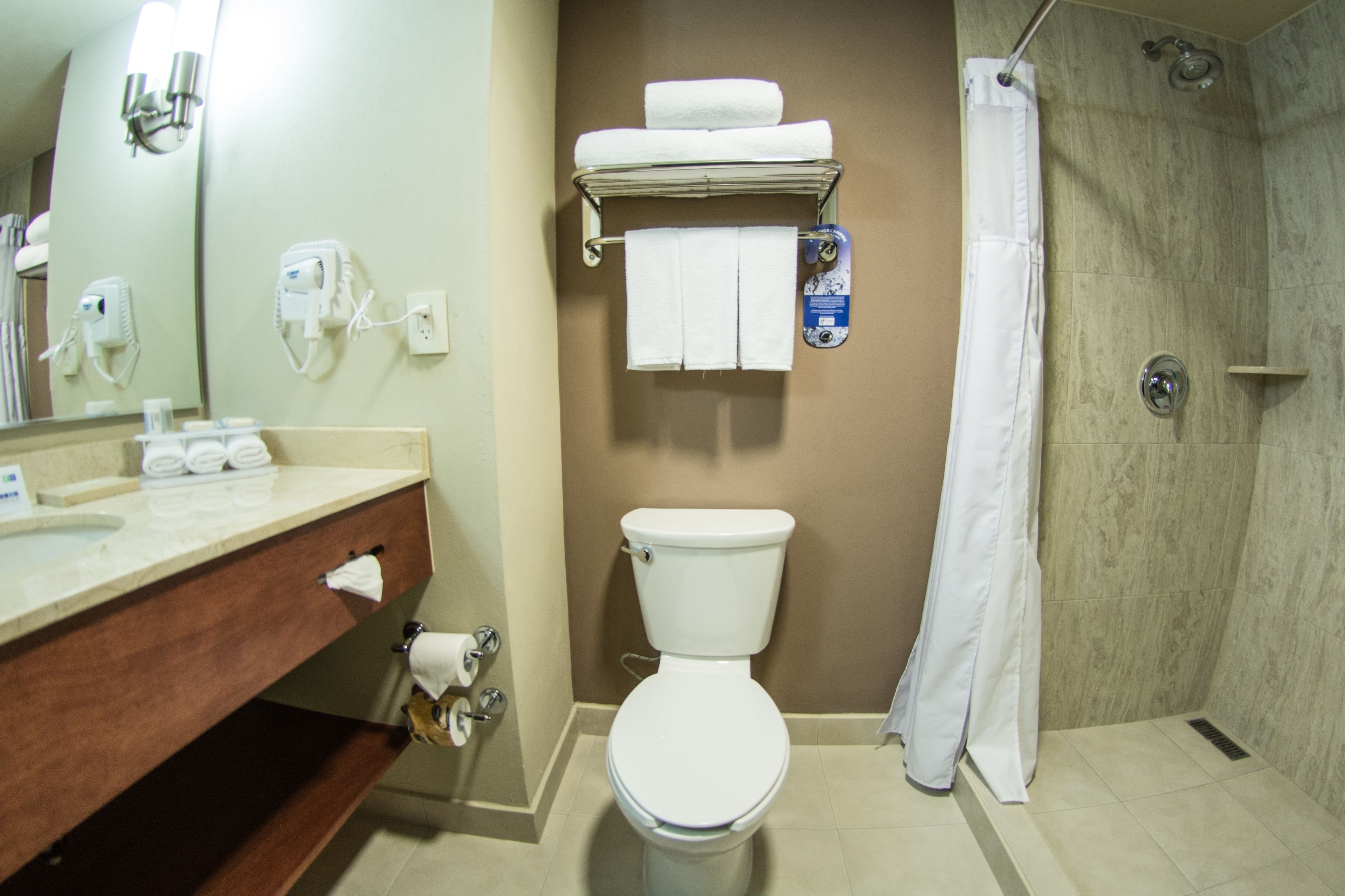 Foto - Holiday Inn Express Guadalajara Aeropuerto, An Ihg