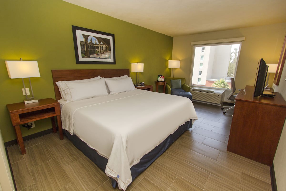 Desk, blackout curtains, iron/ironing board, free WiFi