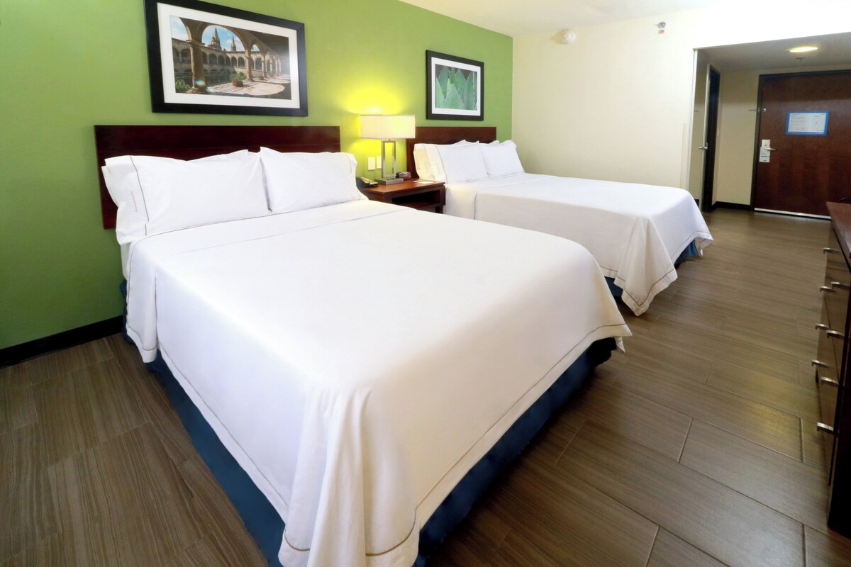 Standard Room, 2 Queen Beds, Tower (Blue Tower) | Desk, blackout curtains, iron/ironing board, free WiFi