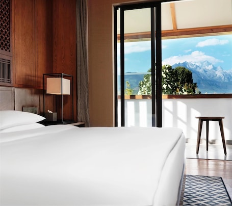 View from room. Jinmao Purelax Lijiang