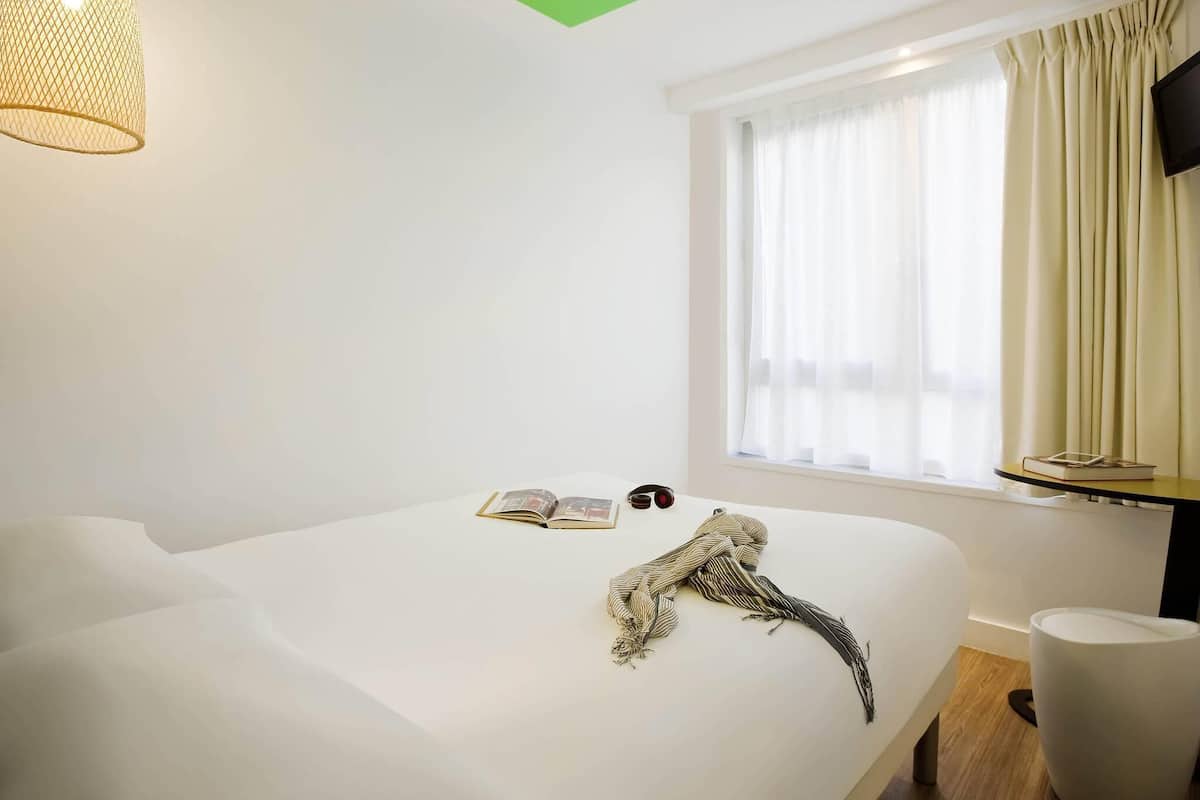 Desk, free WiFi, bed sheets
