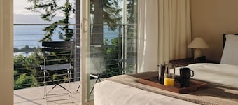 The Herondale Hotel