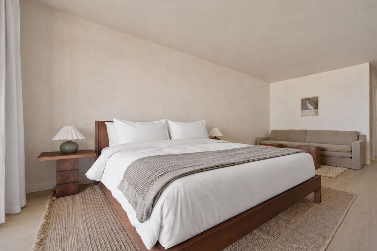 Signature River View King Suite | Free WiFi, bed sheets