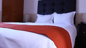 Standaard kamer, 1 tweepersoonsbed | Een bureau, een laptopwerkplek, gratis wifi, beddengoed