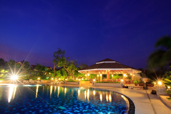 Outdoor pool, pool loungers