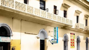 Unclassified image, 3 of 30, button - Hotel Economico Mallorca (Veracruz)
