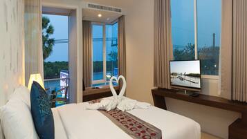 Superior Room | Premium bedding, minibar, in-room safe, desk