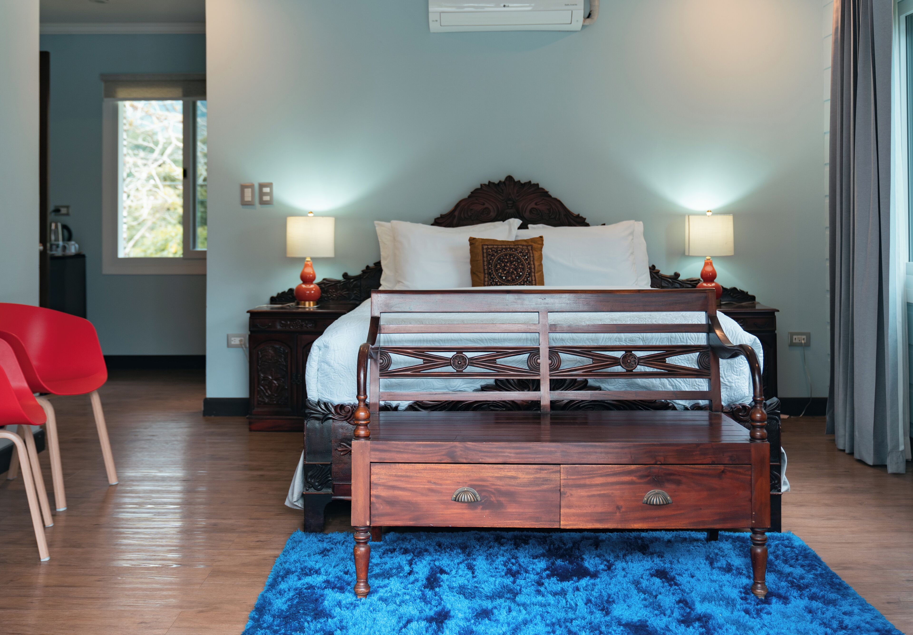 Chambre Deluxe double, vue sur le lac | Literie de qualité, minibar, coffre-fort, rideaux d’obscurcissement