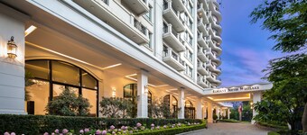 Elegant Suites Westlake