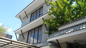 施設の正面