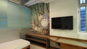 Twin Room | Desk, free WiFi
