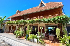 Front of property - The Lodge (Koh Samui)