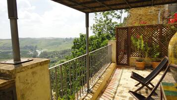 Doppelzimmer, Terrasse | Terrasse/Patio