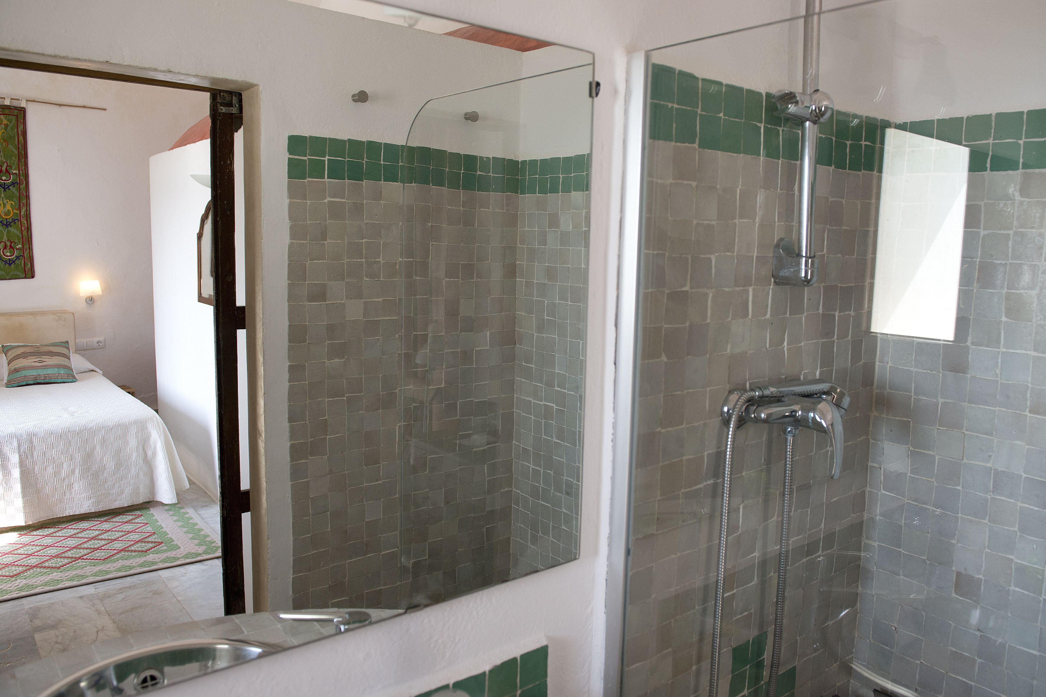 double room, terrace | bathroom shower