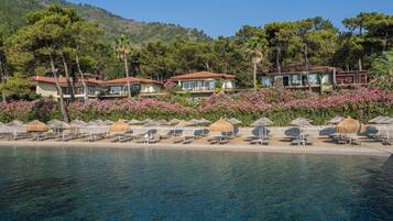 Private beach, sun loungers, beach umbrellas, beach towels