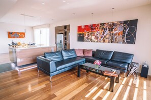 Luxury Room, 2 Bedrooms (Collage) | Living area - The Frames (Paringa)