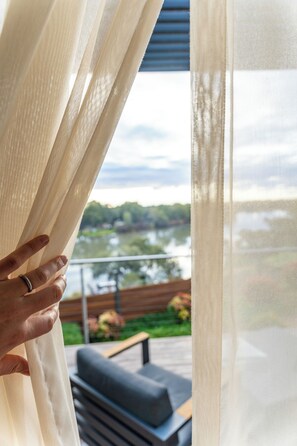 Luxury Room, 1 Bedroom (Montage) | View from room