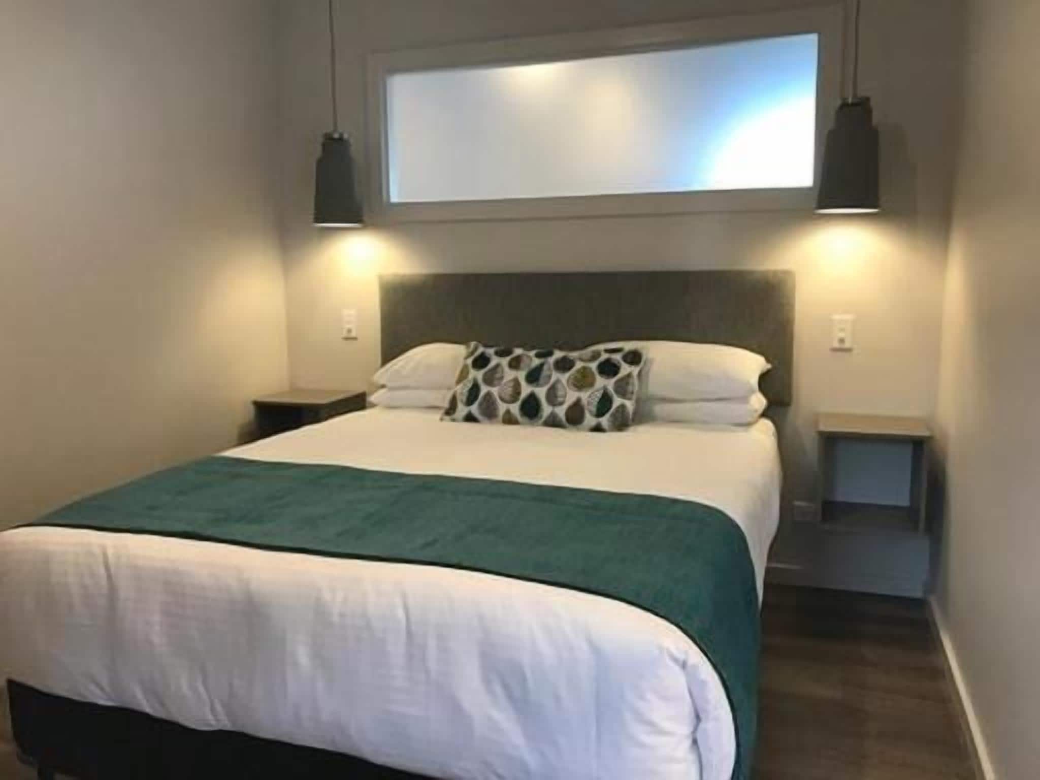 premium bedding, pillow-top beds, individually decorated