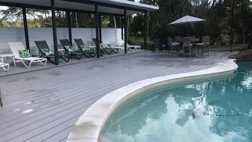 Outdoor pool, sun loungers