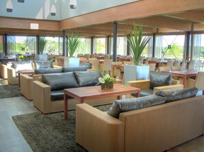 2 bars/lounges, beach bar - Kultaranta Resort (Naantali)