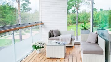 Kultaranta Suite | 3 bedrooms, premium bedding, desk, cribs/infant beds