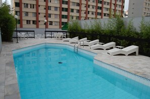 Utomhuspool