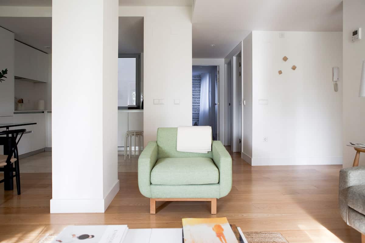 Apartamento, 3 habitaciones, 2 baños | リビングルーム | 薄型テレビ