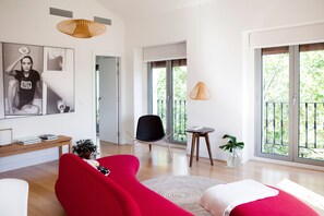 Appartement, 2 chambres (Two Bedroom and 2 Bathroom) | Literie de qualité supérieure, couette en duvet d'oie, surmatelas