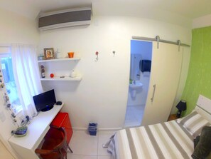 Suite, 1 Queen Bed, Private Bathroom | Free WiFi - Ehostel (Rio de Janeiro)