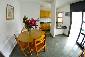 In-room dining - Heliomar Palmeras (Mogan)