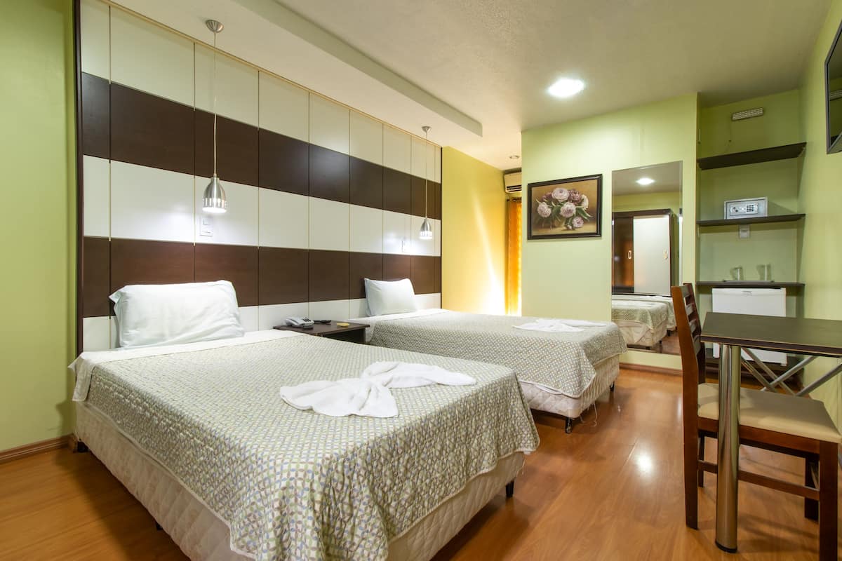 Superior Triple Room | Blackout curtains, free WiFi