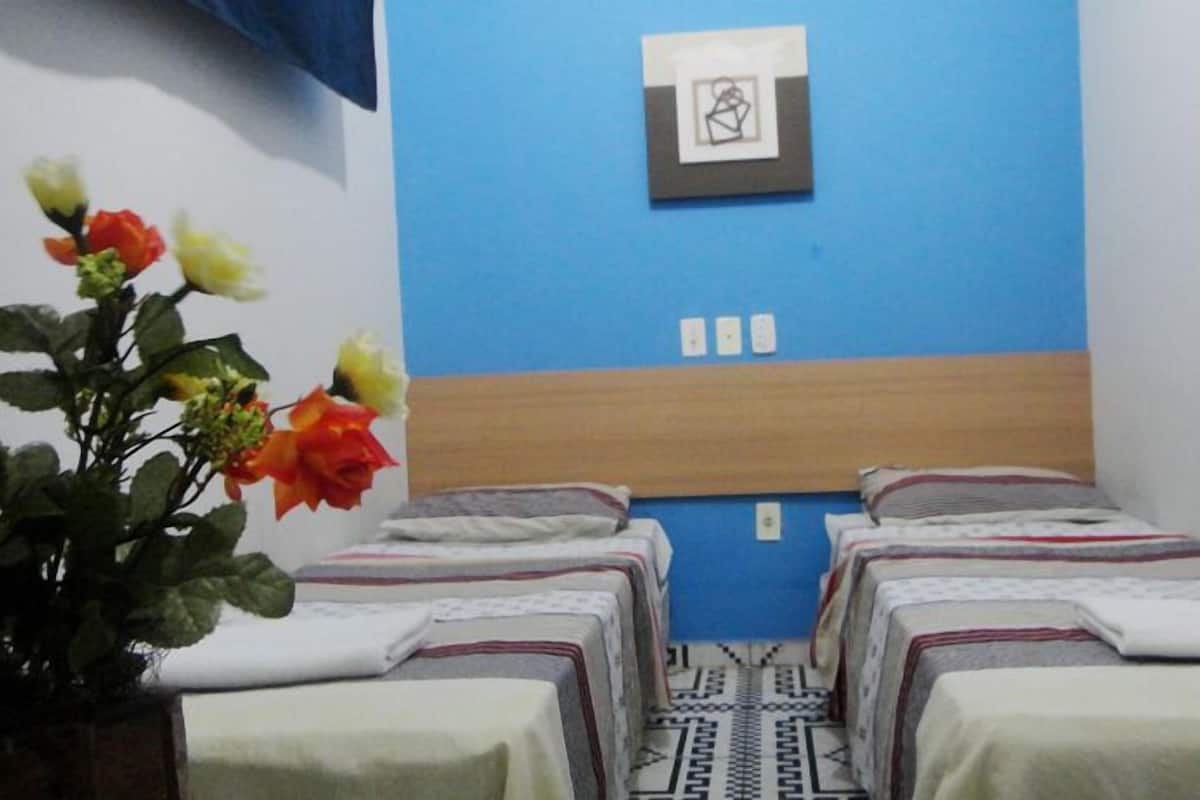 标准双人房或双床房 | 免费 WiFi