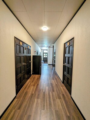 Down comforters, free WiFi, bed sheets - Pension Cotton Farm (Niseko)