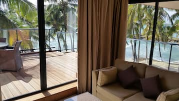1 bedroom, premium bedding, down duvets, in-room safe