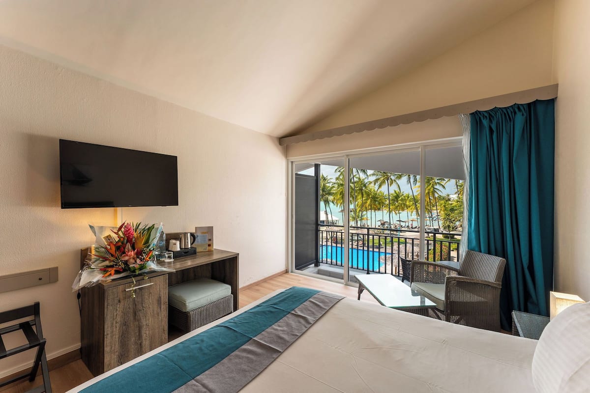 Habitación Doble Prestige, vistas al mar | Ropa de cama de alta calidad y edredón