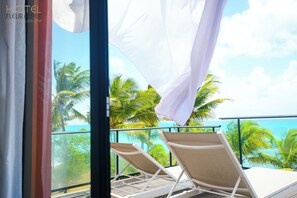 Suite Junior, terrasse | Vue de la chambre