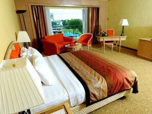 Minibar, in-room safe, soundproofing, iron/ironing board