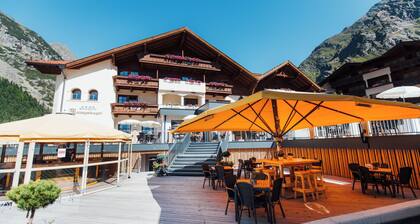 Hotel Mittagskogel Pitztal