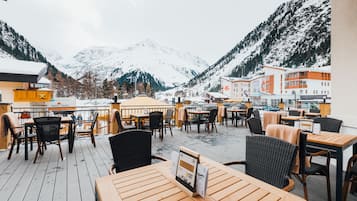 Déjeuner servi sur place