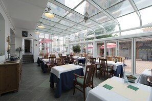Restaurant - Eurowings Hotel a Hostel (Prague)