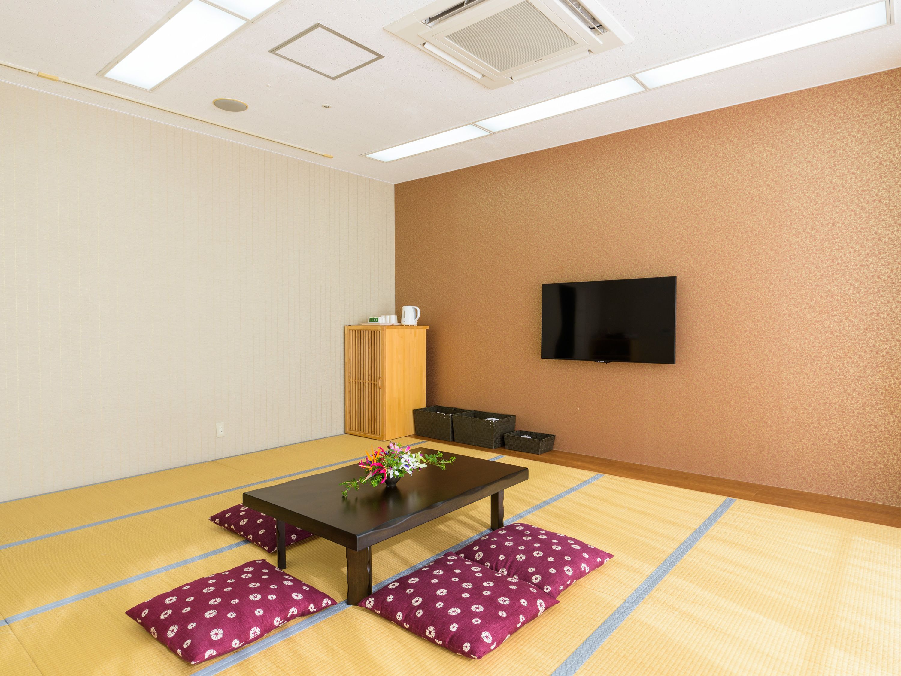 japanese style (max 10 futons) | premium bedding, desk, blackout curtains, iron/ironing board