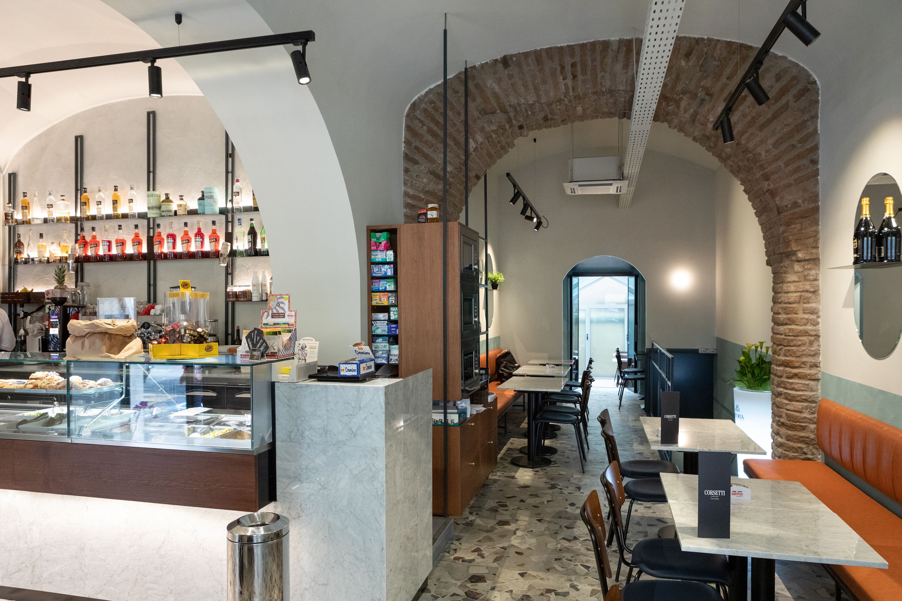 Bar (in der Unterkunft)