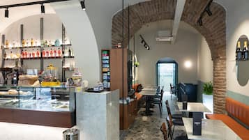 Bar (in der Unterkunft)