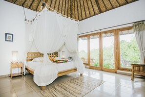 Villa, 1 Bedroom | Minibar, in-room safe, free cribs/infant beds, rollaway beds - Lembongan Cliff Villas (Lembongan Island)