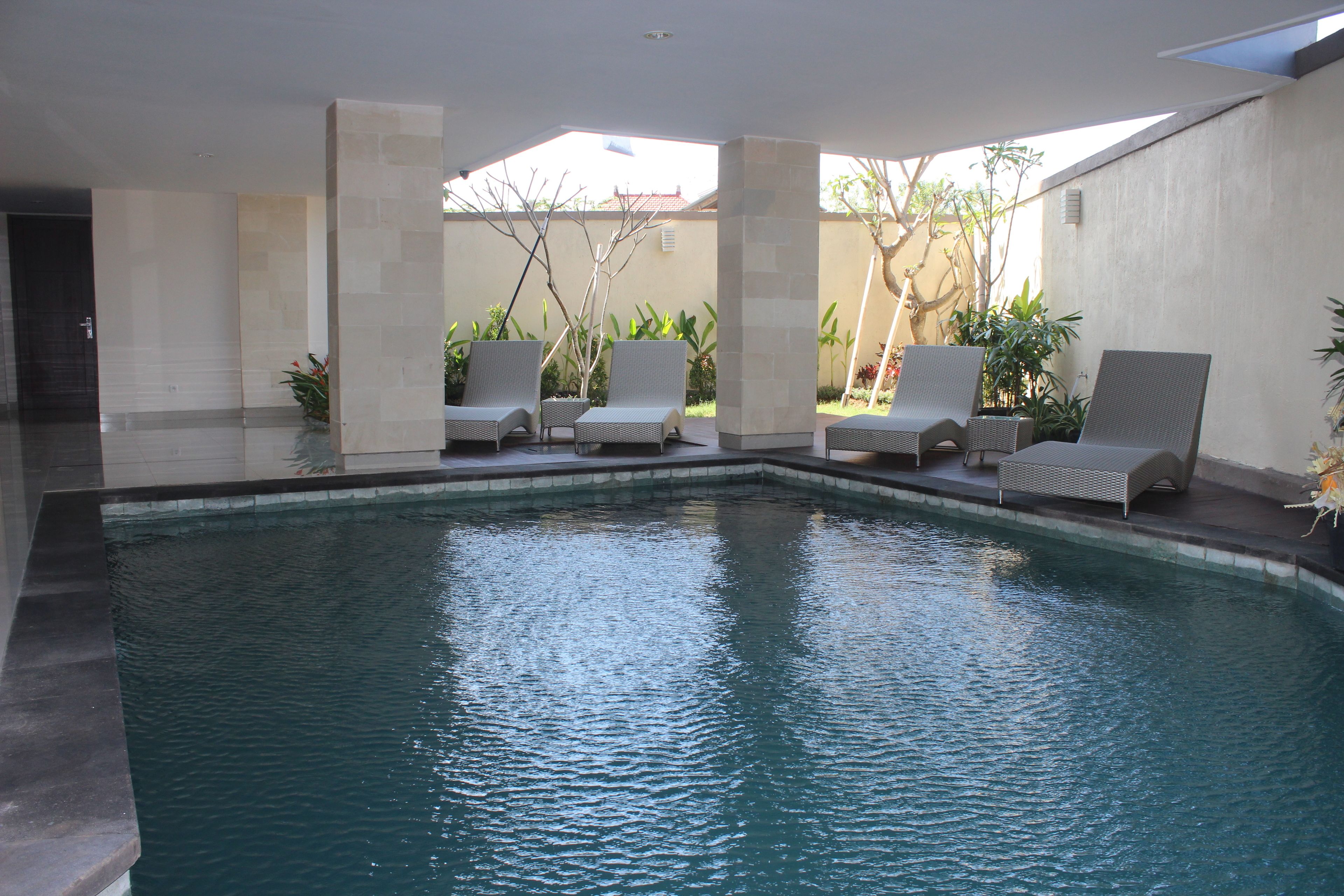 indoor pool, outdoor pool, pool loungers