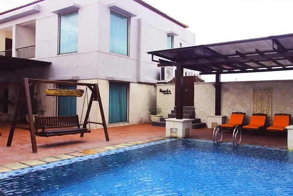 Pool - Grand Surya Hotel Kediri (Kediri)