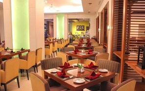 3 restauranter, frokost serveres