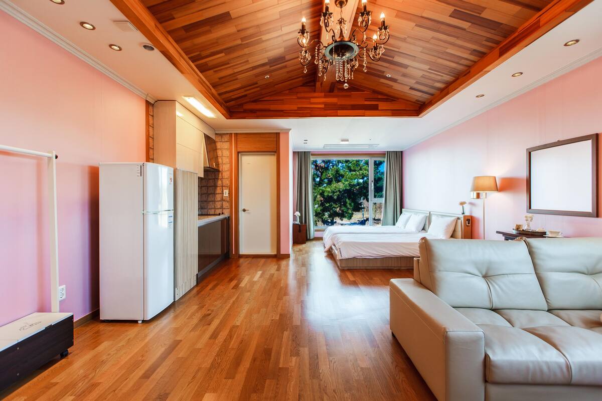 standard twin room | 1 bedroom, premium bedding, free wifi, bed sheets