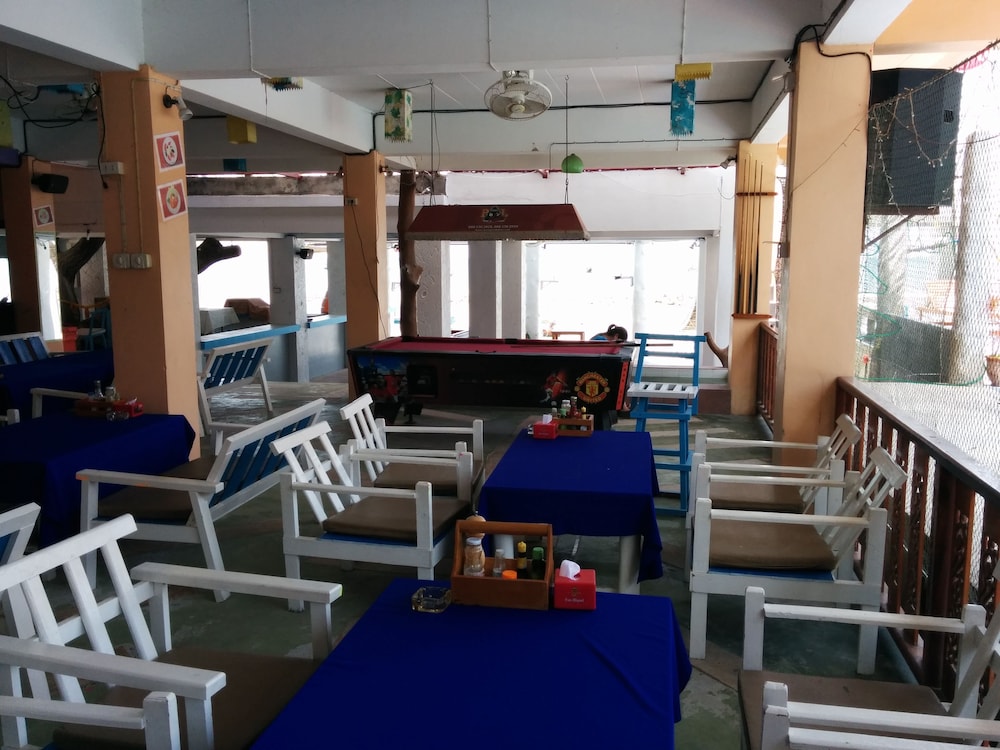 Paradise Bungalows by null