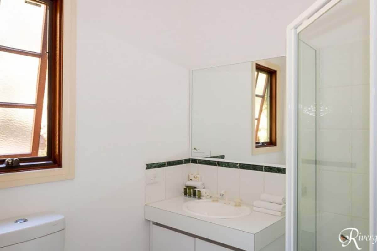 House, 4 Bedrooms, Garden View | Iron/ironing board, cribs/infant beds, rollaway beds